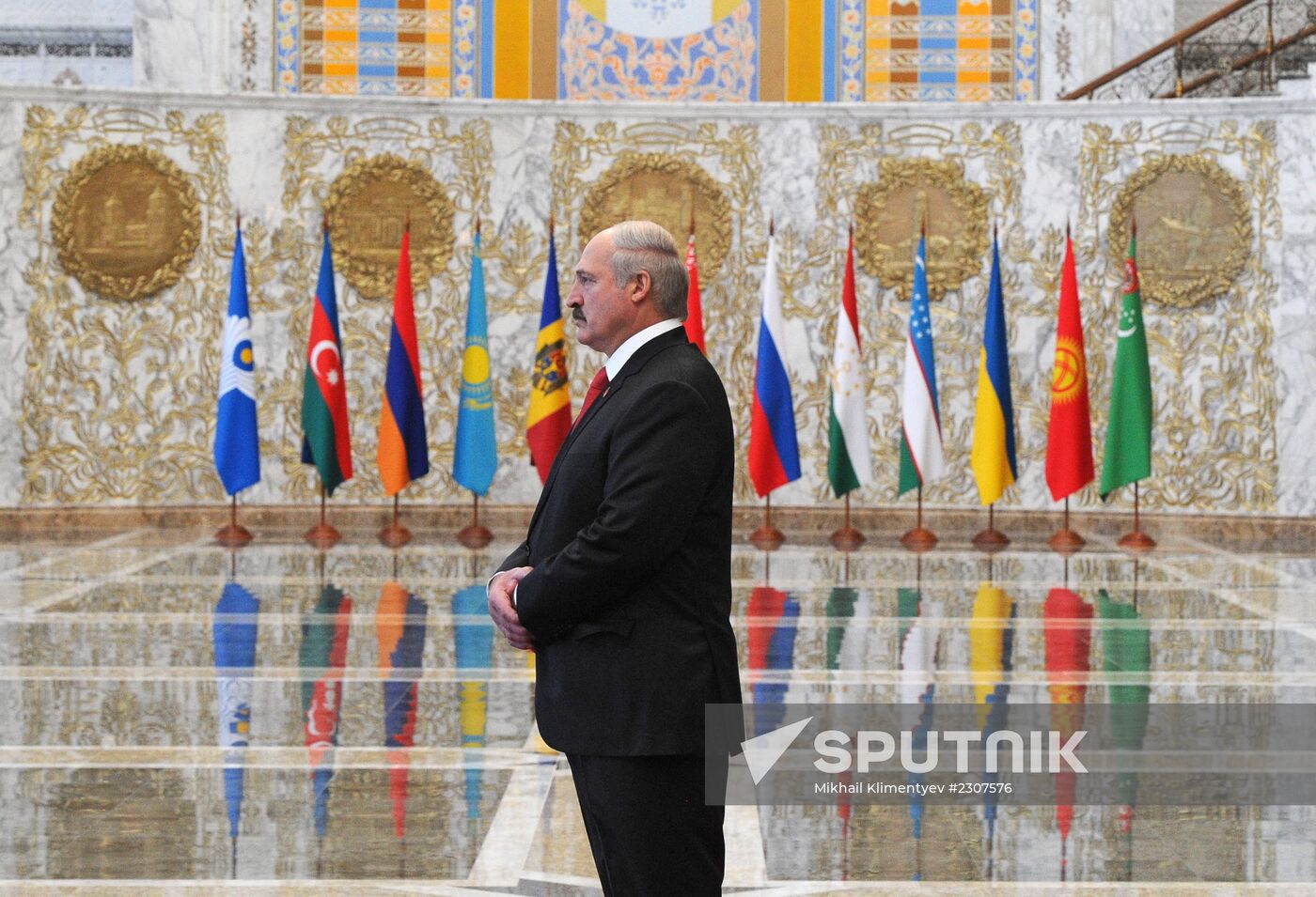 Vladimir Putin visits Belarus