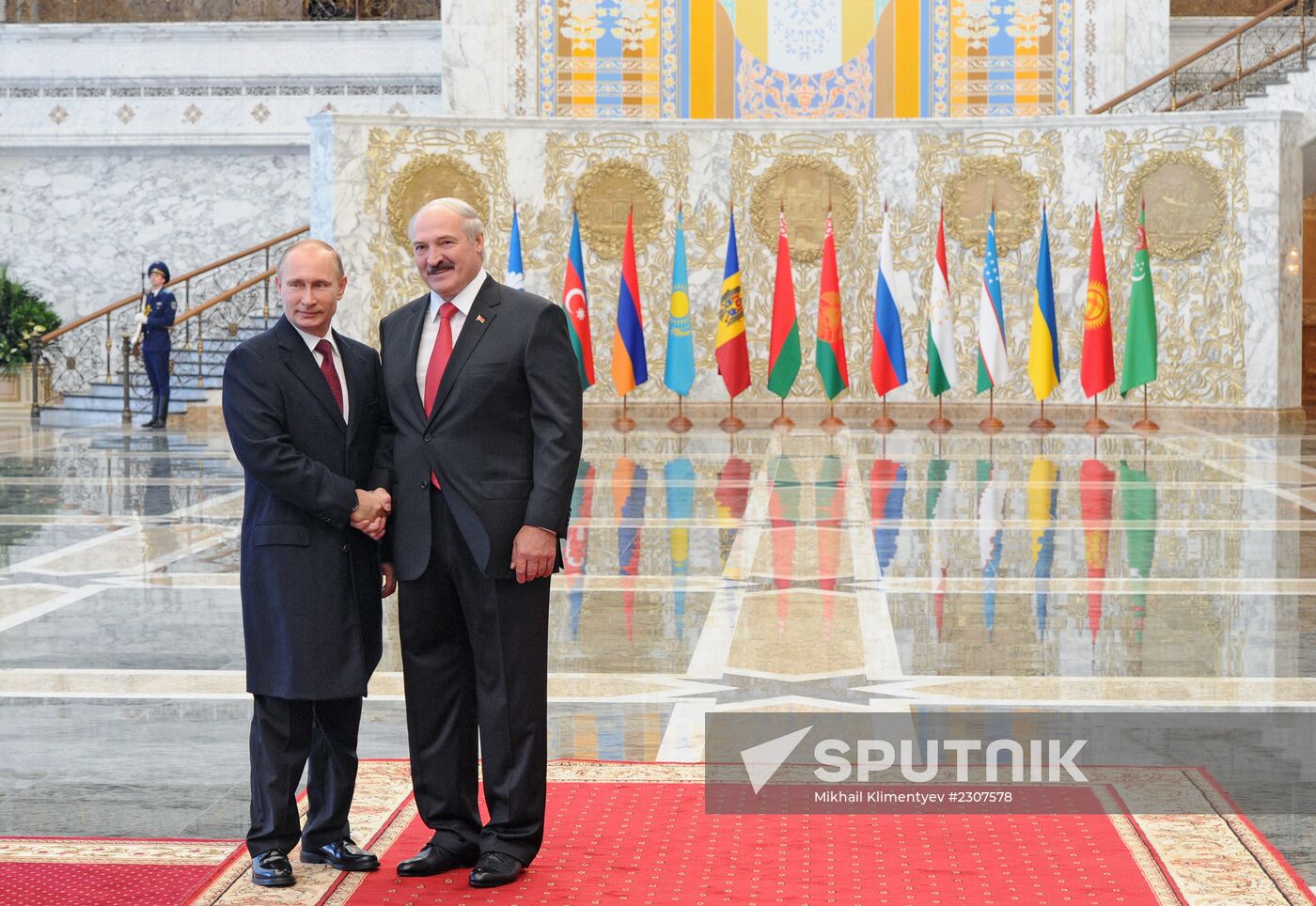 Vladimir Putin visits Belarus