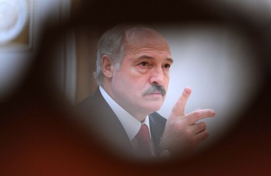 Vladimir Putin visits Belarus