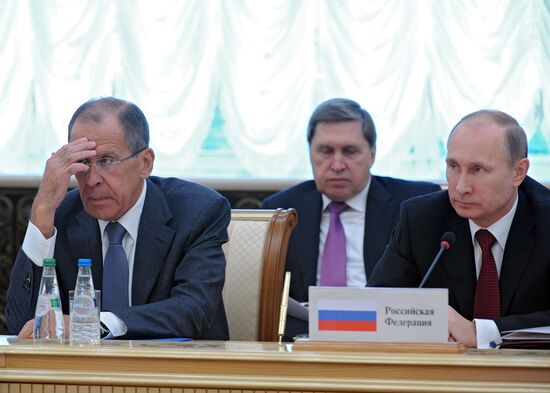 Vladimir Putin visits Belarus