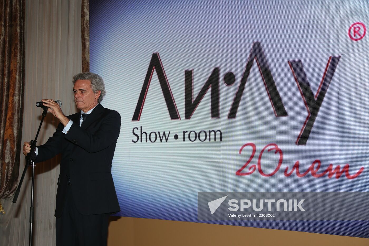 20th anniversary celebration of "Li-Lu" showroom