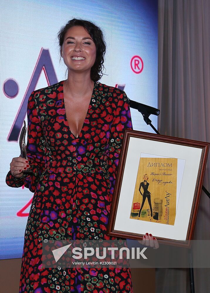 20th anniversary celebration of "Li-Lu" showroom
