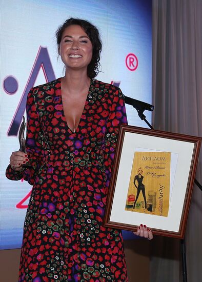 20th anniversary celebration of "Li-Lu" showroom