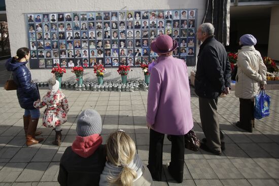 Vigil in memory of Dubrovka Theater Center tragedy
