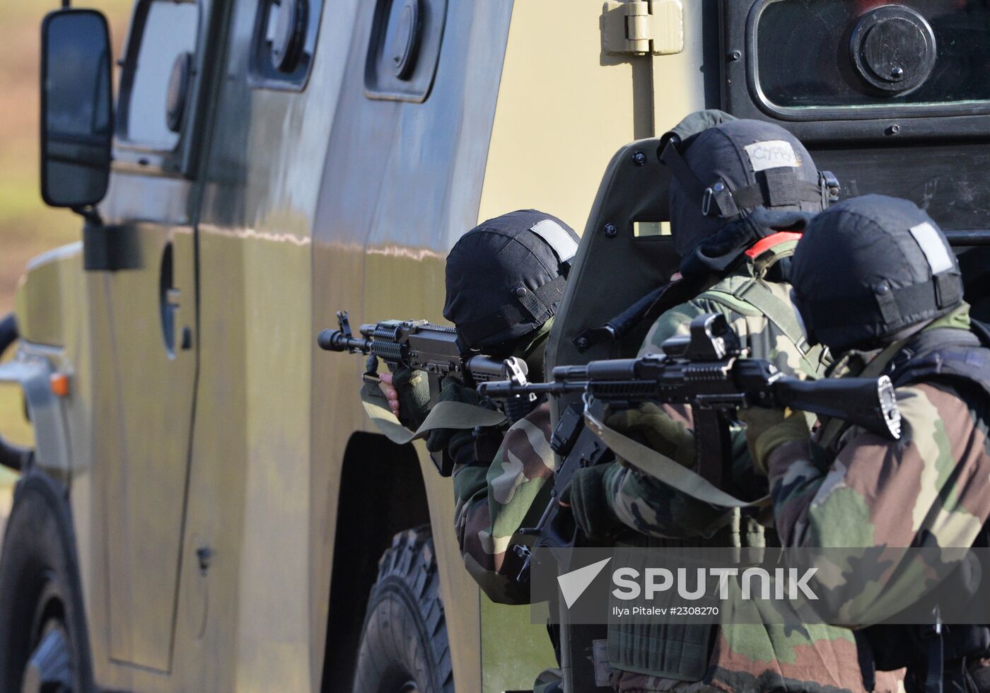 Demo show at Interpolitex 2013 exhibition