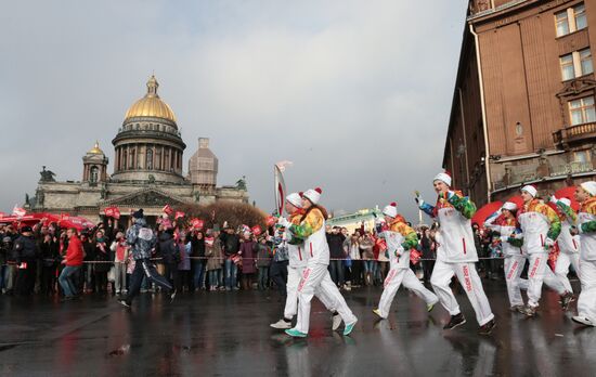 Sochi 2014 Olympic torch relay. St. Petersburg. Day 1