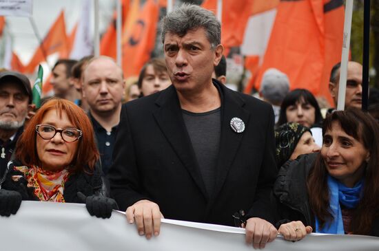 Opposition stages rally in support of political prisoners