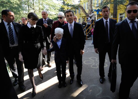 Georgia votes in presidential election