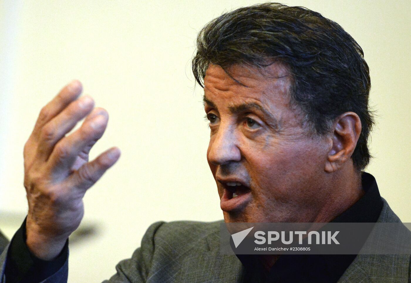 Exhibition of Sylvester Stallone's paintings opens at Russian Museum