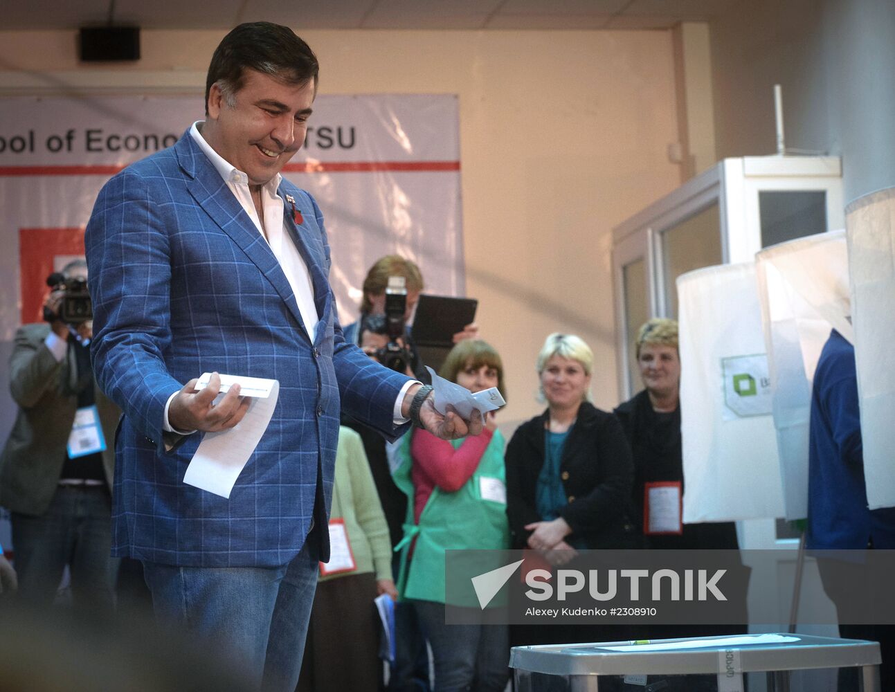 Georgia votes in presidential election