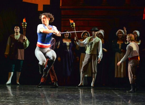 Events mark 180th anniversary of St. Petersburg's Mikhailovsky Theater