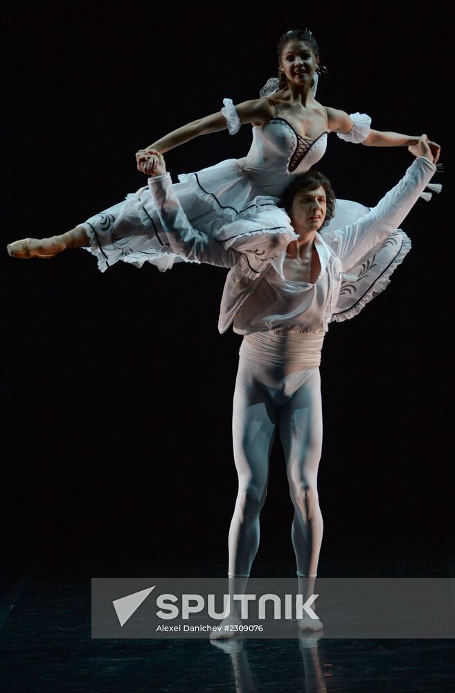 Events mark 180th anniversary of St. Petersburg's Mikhailovsky Theater