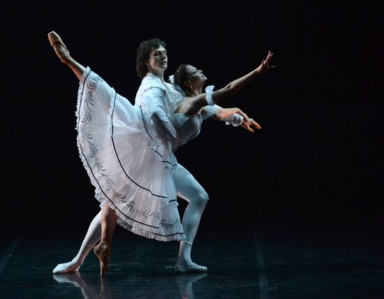 Events mark 180th anniversary of St. Petersburg's Mikhailovsky Theater