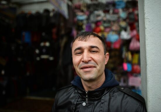 Police inspects Moscow Sadovod market