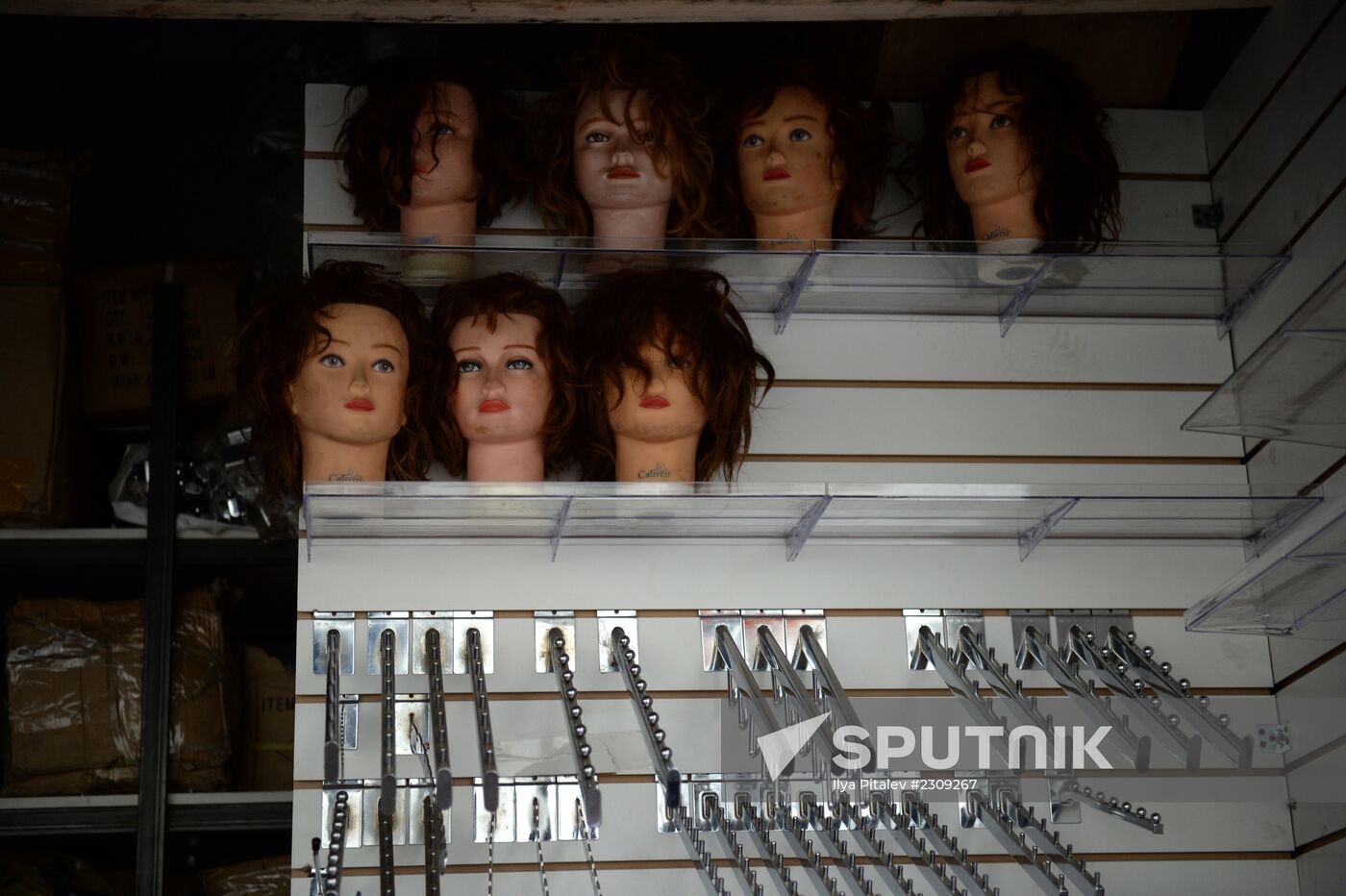 Police inspects Moscow Sadovod market