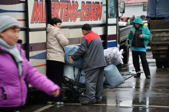 Police inspects Moscow Sadovod market