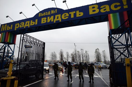 Police raid Moscow market "Sadovod"