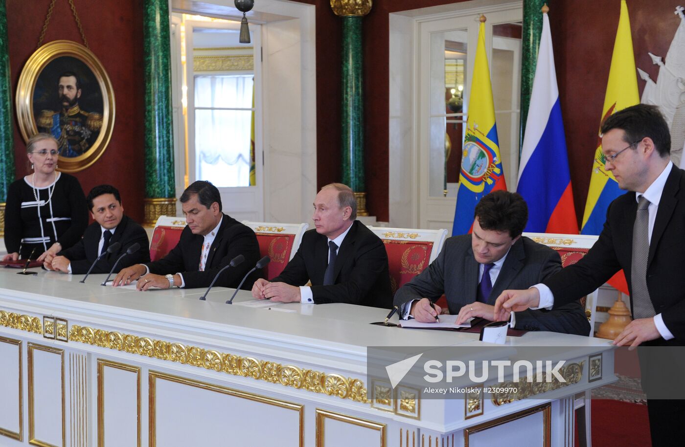 Vladimir Putin held talks with Rafael Correa in the Kremlin