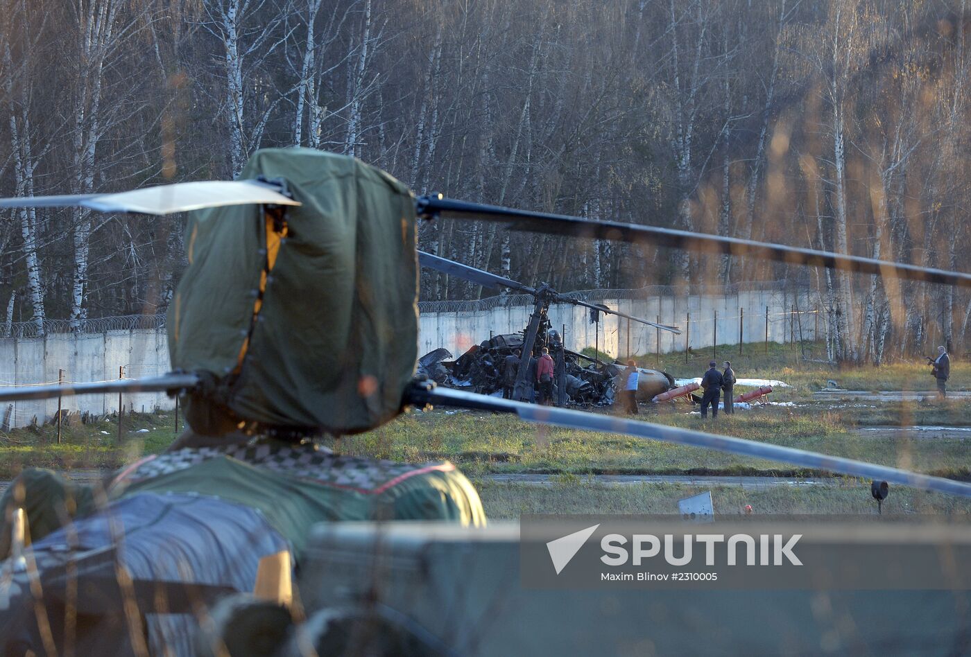 KA-52 helicopter crashed in Vykhino-Zhulebino district in Moscow