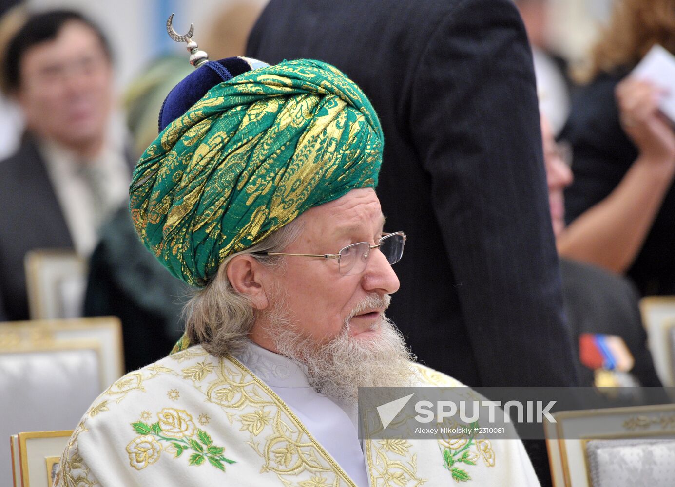 Vladimir Putin presented state decorations