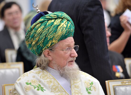 Vladimir Putin presented state decorations