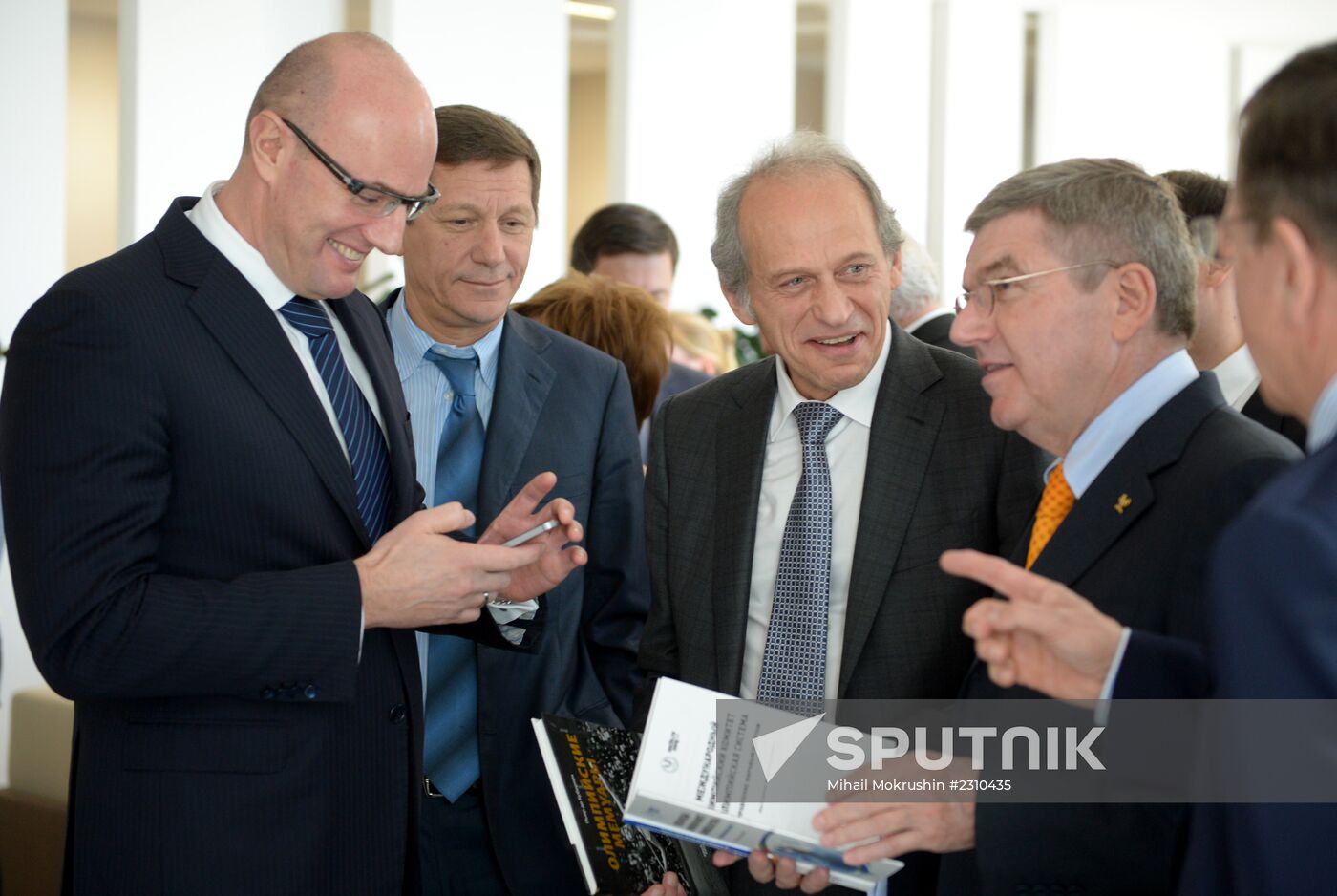 IOC Chairman visits Olympic University campus
