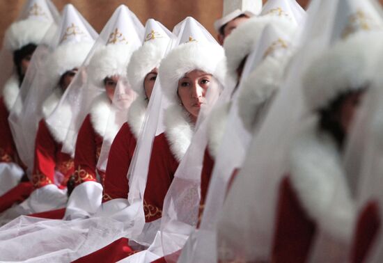 Collective wedding of 50 couples