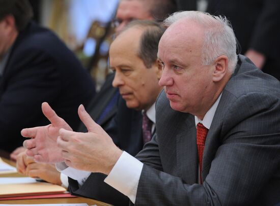 Vladimir Putin chairs meeting of Anti-Corruption Council