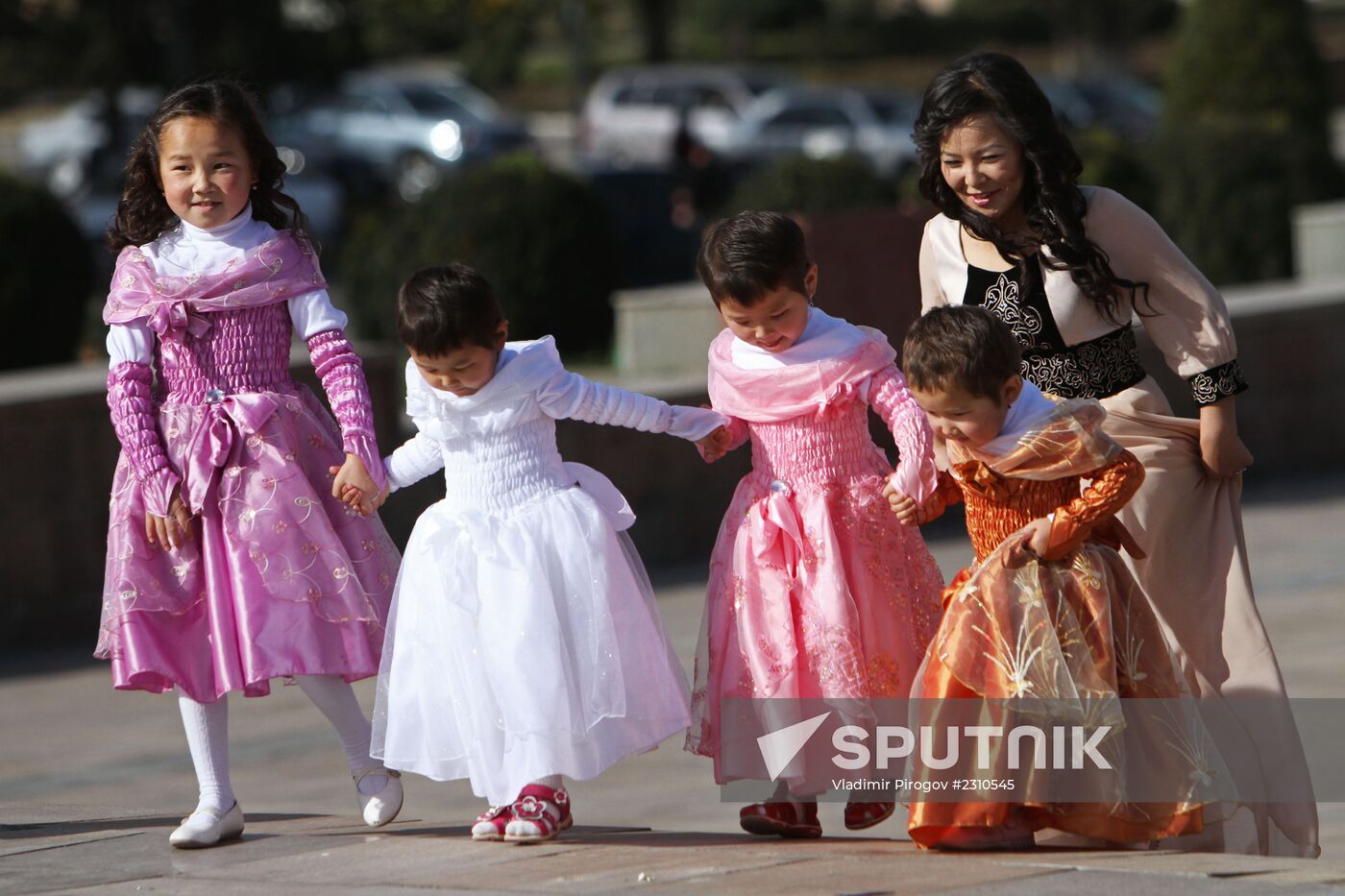 Collective wedding of 50 couples