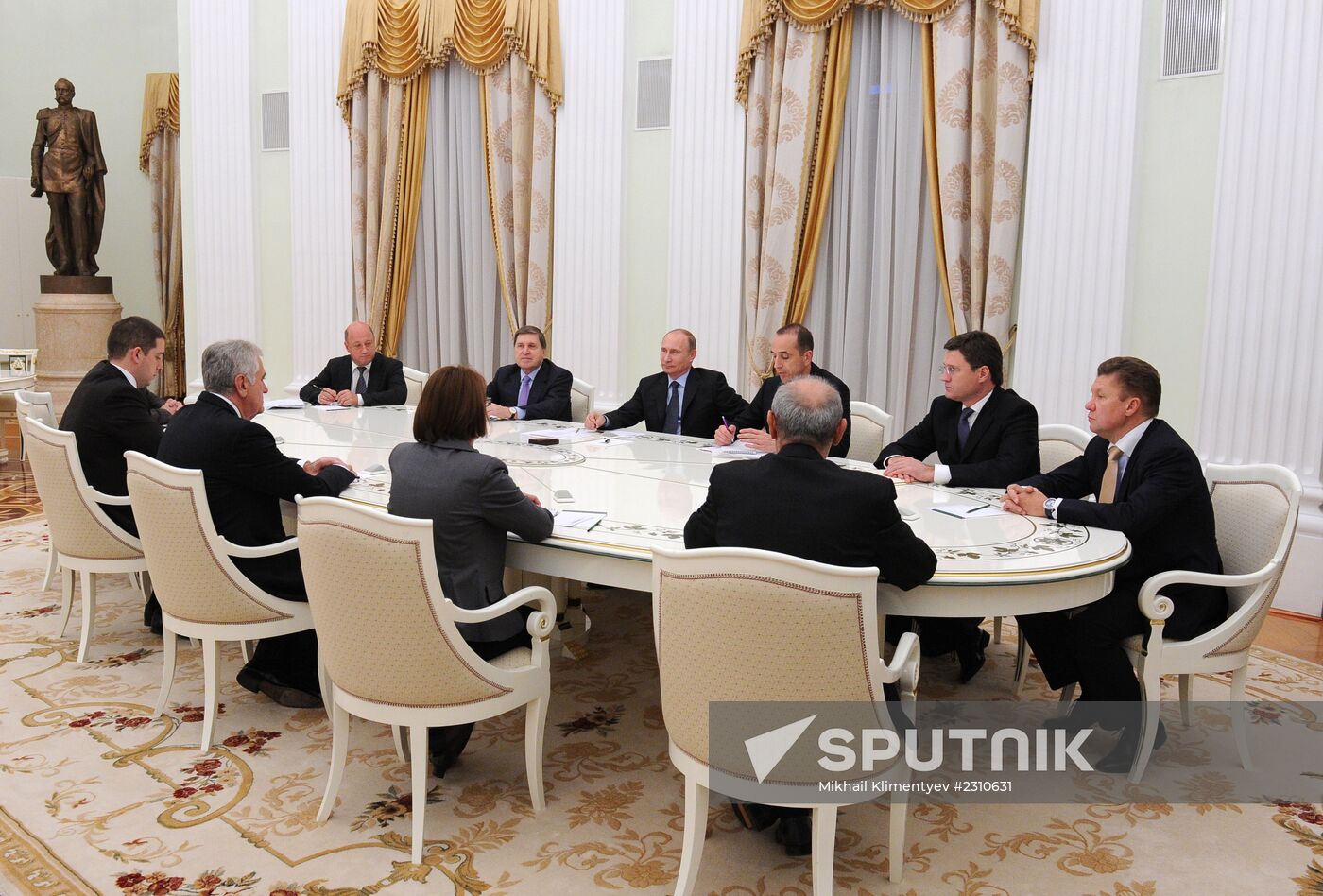 Vladimir Putin meets with Tomislav Nikolić