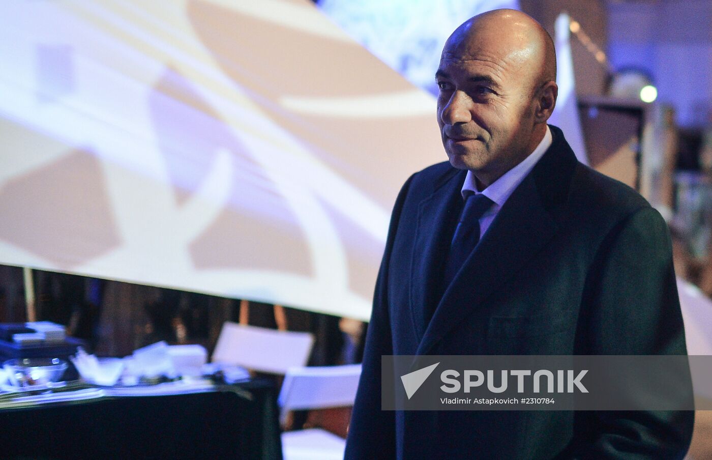 Fashion Week opens in Gostiny Dvor