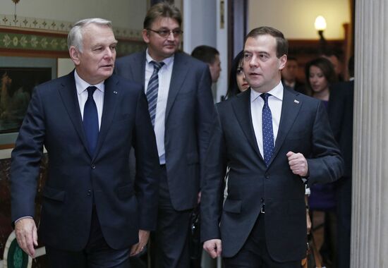 Dmitry Medvedev meets with Jean-Marc Ayrault