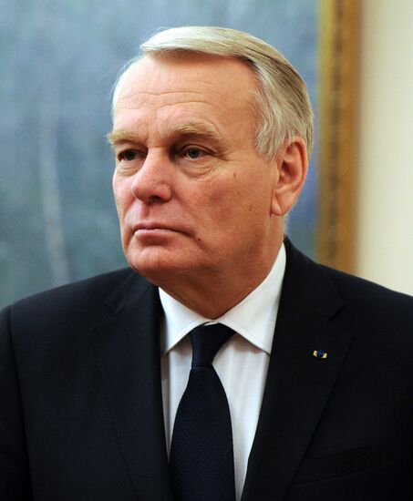 Vladimir Putin meets with Jean-Marc Ayrault