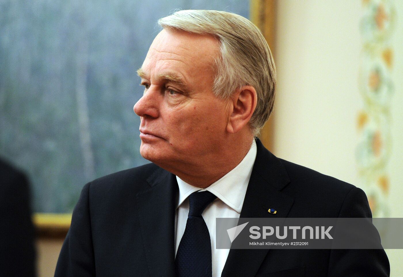 Vladimir Putin meets with Jean-Marc Ayrault