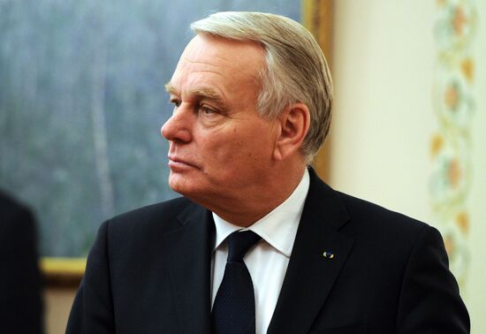 Vladimir Putin meets with Jean-Marc Ayrault