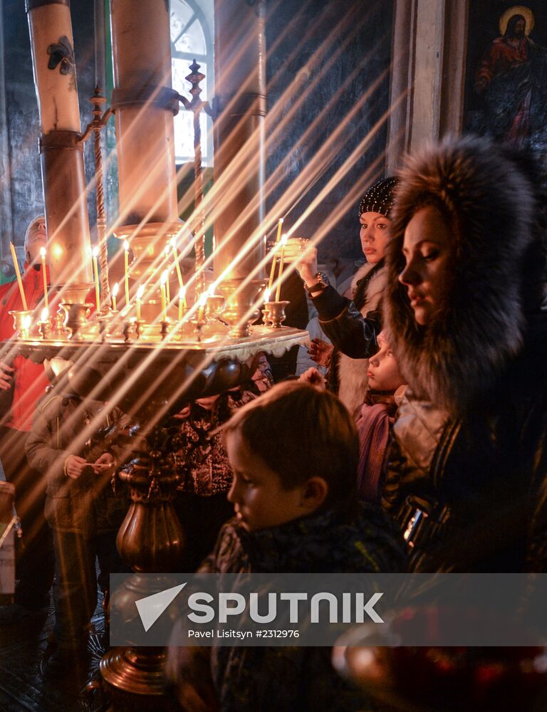 Yevgeny Roizman visit St. Nicholas Church in Byngi village