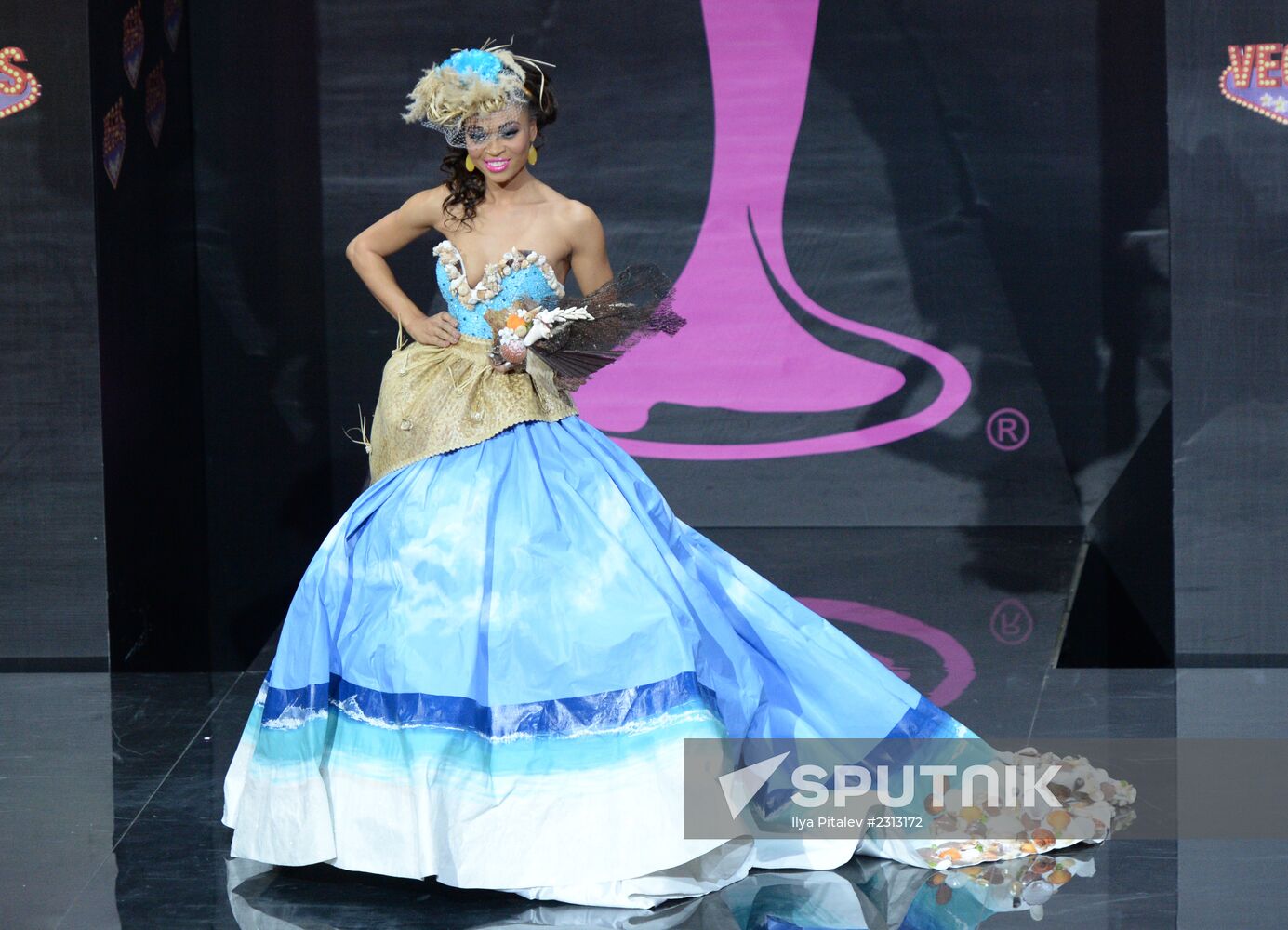 Miss Universe contestants' show of national costumes
