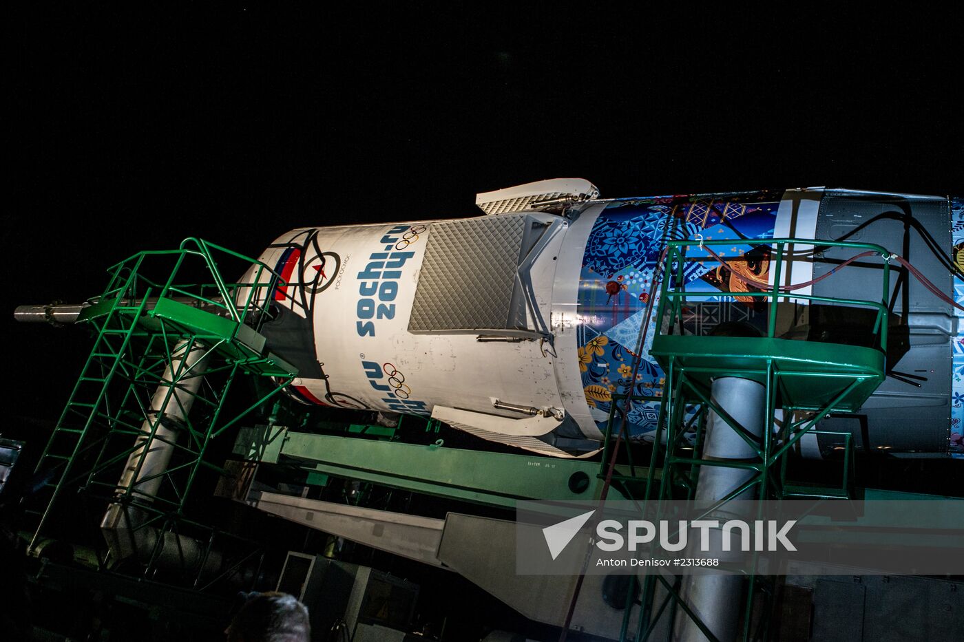 Soyuz-FG booster with Soyuz TMA-11M spaceship installed for launch at Baikonur Cosmodrome