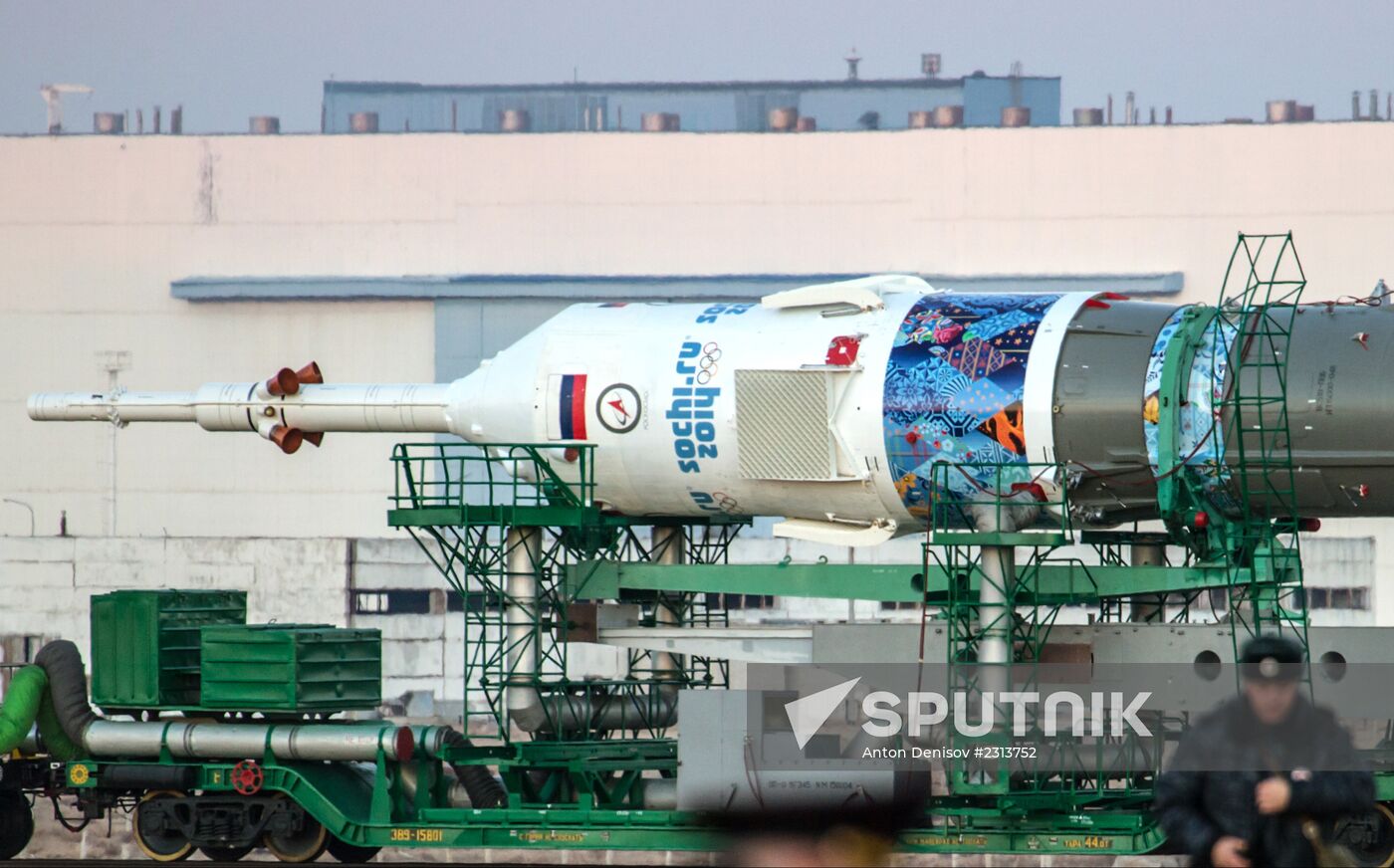 Soyuz-FG booster with Soyuz TMA-11M spaceship installed for launch at Baikonur Cosmodrome