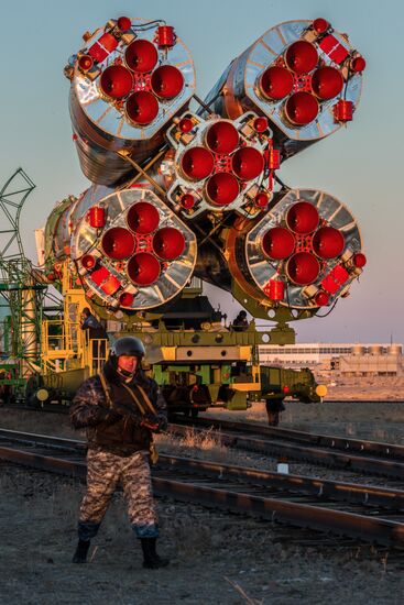 Soyuz-FG booster with Soyuz TMA-11M spaceship installed for launch at Baikonur Cosmodrome