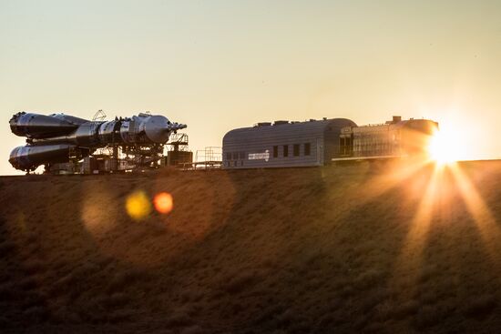 Soyuz-FG booster with Soyuz TMA-11M spaceship installed for launch at Baikonur Cosmodrome