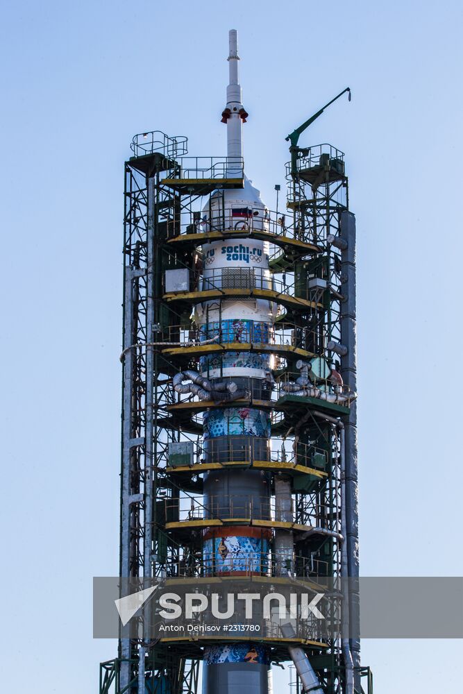 Soyuz-FG booster with Soyuz TMA-11M spaceship installed for launch at Baikonur Cosmodrome