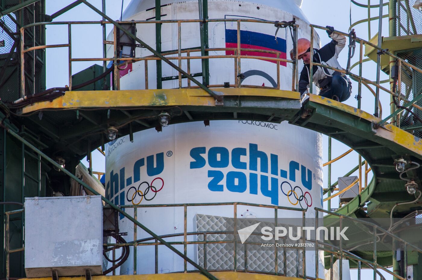Soyuz-FG booster with Soyuz TMA-11M spaceship installed for launch at Baikonur Cosmodrome