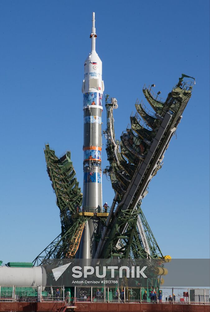 Soyuz-FG booster with Soyuz TMA-11M spaceship installed for launch at Baikonur Cosmodrome
