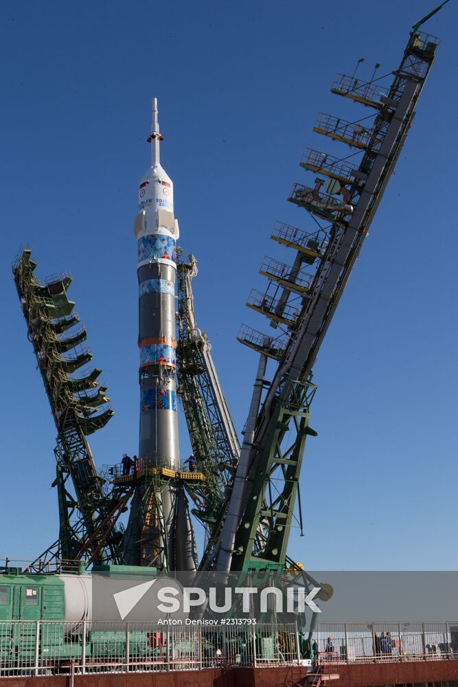 Soyuz-FG booster with Soyuz TMA-11M spaceship installed for launch at Baikonur Cosmodrome