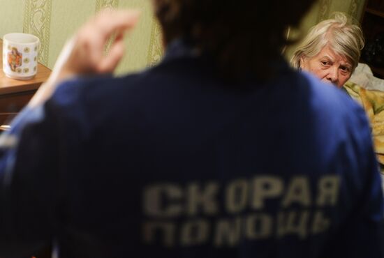 Ambulance crew in Veliky Novgorod