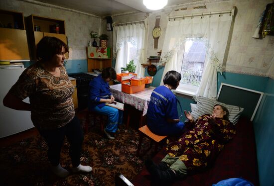 Ambulance crew in Veliky Novgorod