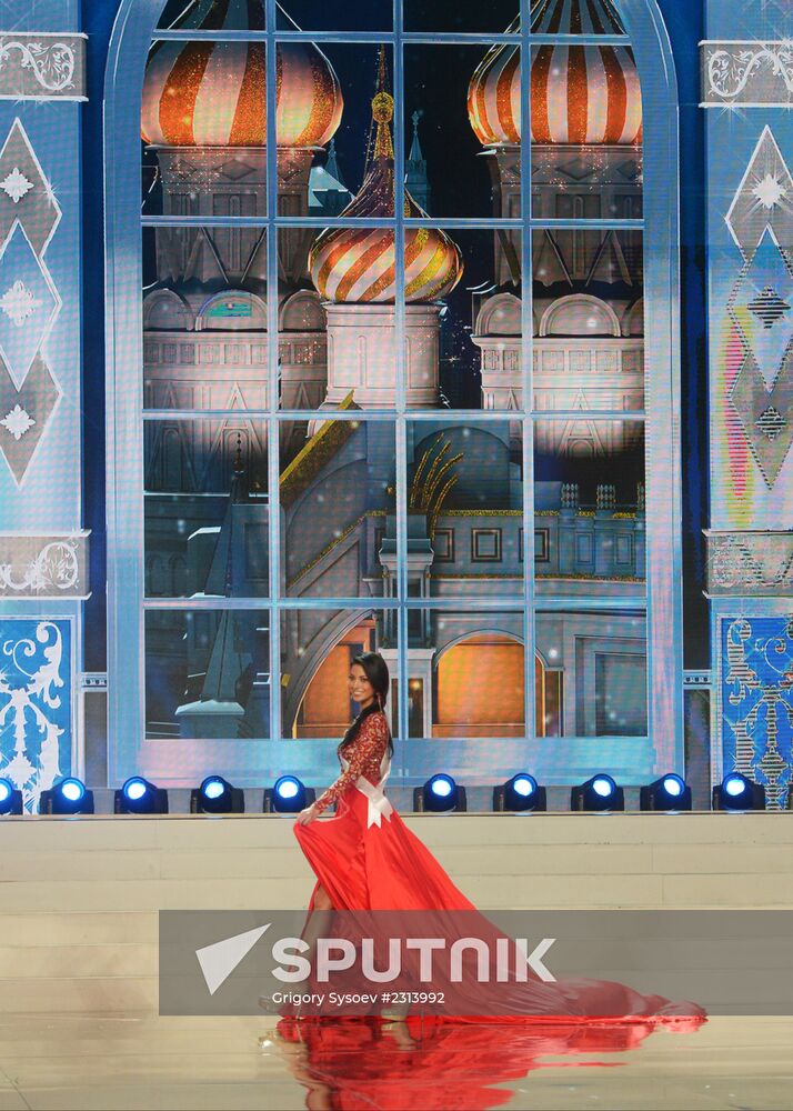 'Miss Universe-2013' semi final rehearsal