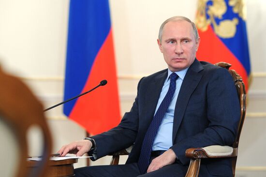 Vladimir Putin meets with Internet Startups Project participants