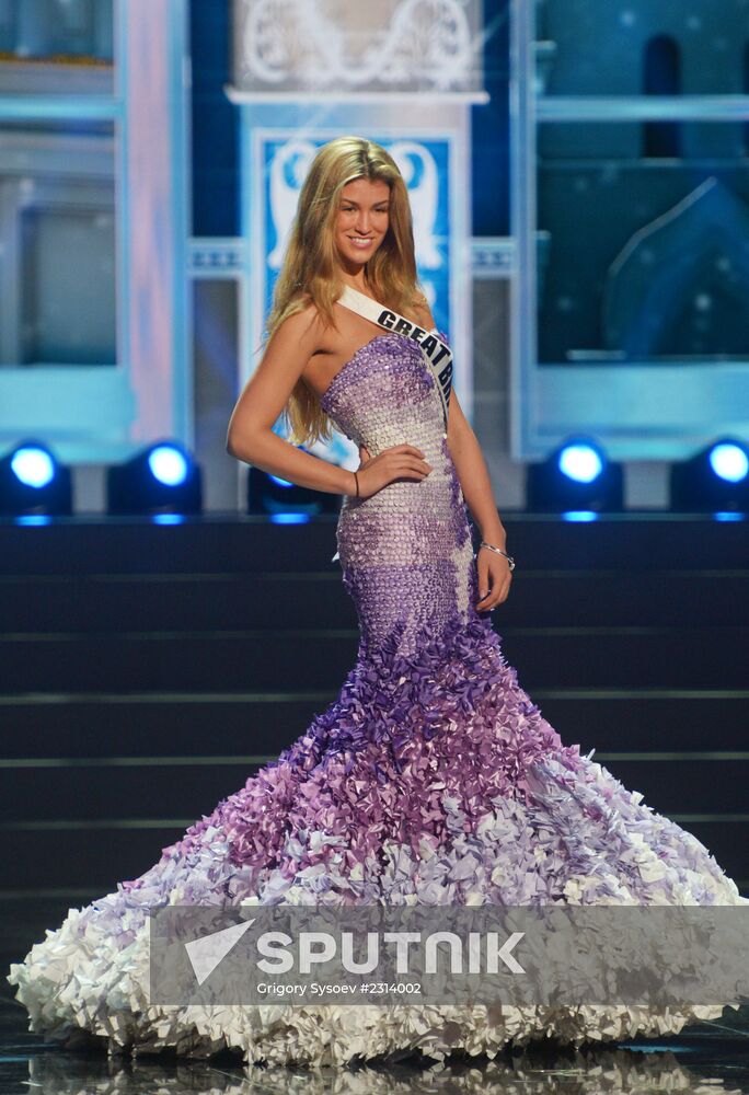 'Miss Universe-2013' semi final rehearsal